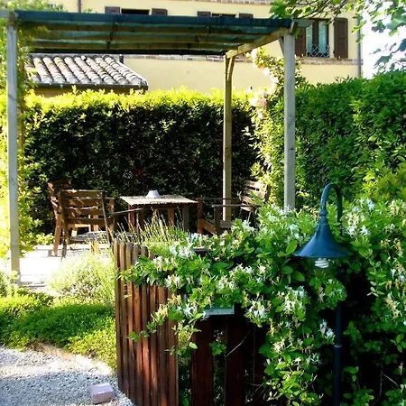 Apartment Corner Garden Potenza Picena